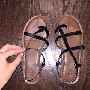 Cute Black/Brown Sandals!